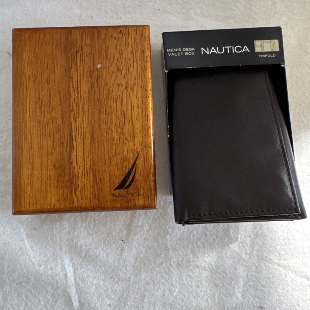 VTG Nautica Mens Desk Valet Box w/ Trifold Wallet Wood Storage Box NEW Dk Brown